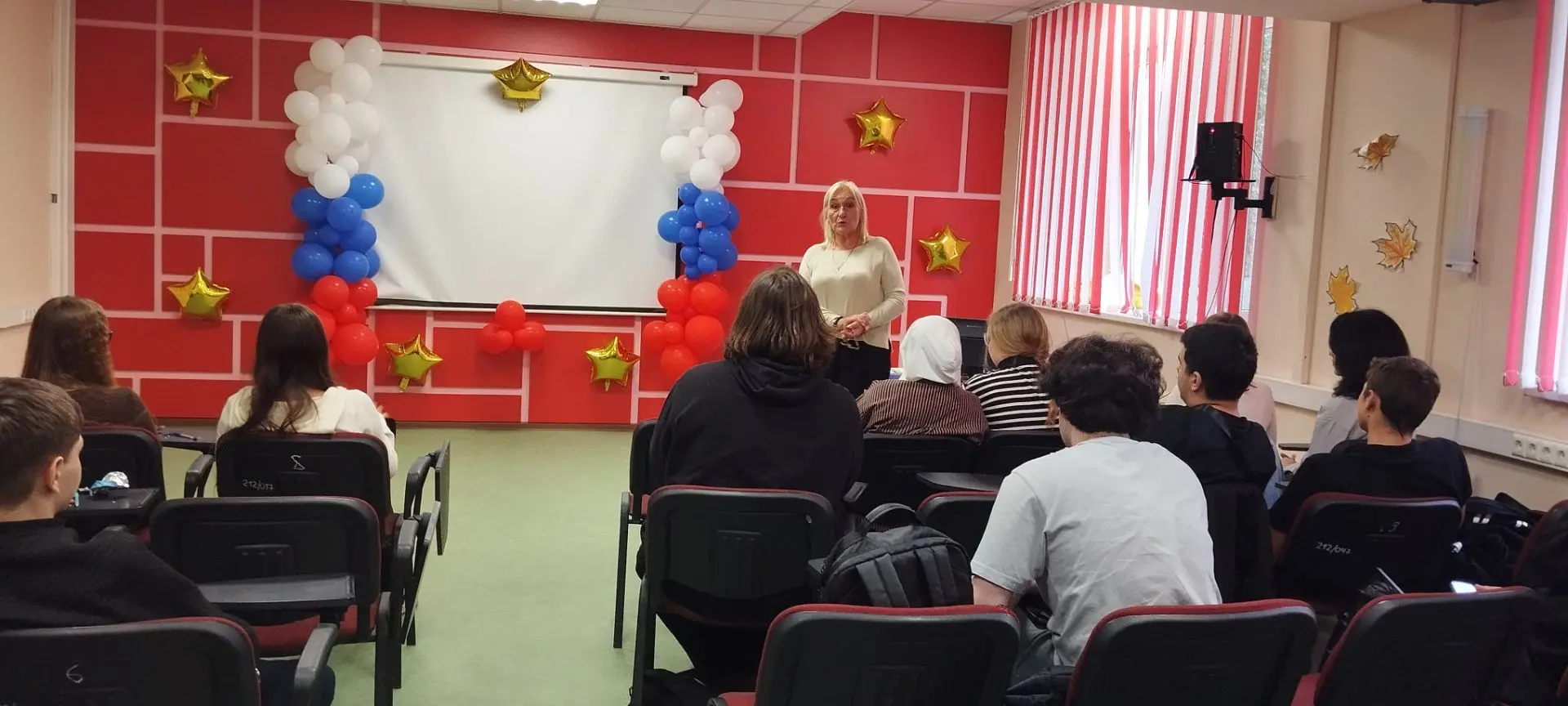 Изображение для новости: В понедельник 07 сентября стартовал клуб Психологической разгрузки для первокурсников.